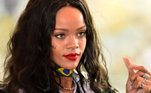 Rihanna (várias vezes)Rihanna e Drake nunca assumiram relacionamento de forma oficial. Mas nem precisa. Segundo declarações do cantor, os dois já tiveram alguns affairs desde que se conheceram, há quase uma década. Em 2016, eles voltaram a ficar juntos, só que mais uma vez não se tornou algo sério