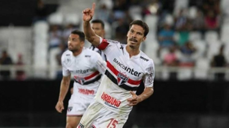 2017 - São Paulo fez 28 pontos em 25 rodadas