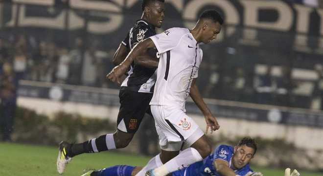 2017 - Vasco 2 x 5 Corinthians - Em uma noite de altas emoes, o Corinthians venceu o Vasco por 5 a 2, fora de casa, pelo Campeonato Brasileiro. Marquinhos Gabriel, J, Maycon e Clayton (2) marcaram para o Timo, que assumiu a liderana do torneio depois deste triunfo.