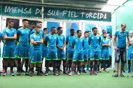 A vida depois do acidente: Primeiro jogo da Chapecoense termina com empate