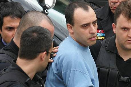 Alexandre nardoni fez a tatuagem com rosto de isabela Mpsp Pede Que Nardoni Faca Exame Mental Antes De Ir Ao Semiaberto Noticias R7 Sao Paulo
