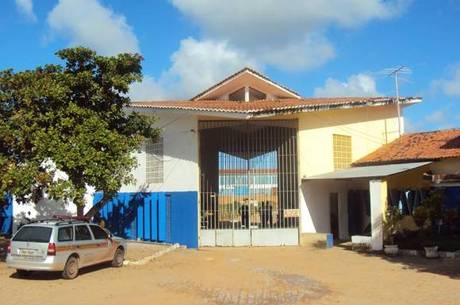 Secretaria pediu para que fossas do presídio passem por inspeção Secretaria pediu para que fossas do presídio passem por inspeção