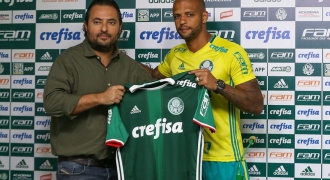 Felipe Melo foi apresentado pelo Palmeiras de forma oficial nesta terça-feira (17)
