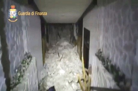Imagem feita dentro do hotel após a avalanche
