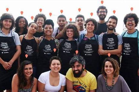 A equipe do guia investigou todos os cantinhos da cidade