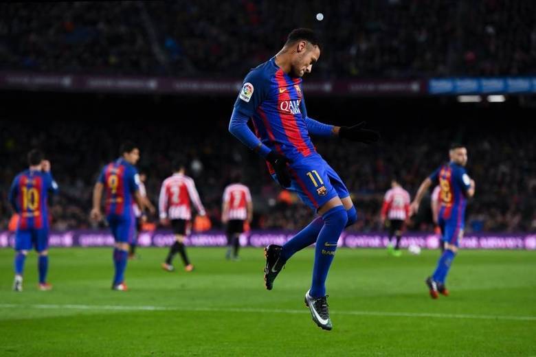 Nesta quarta-feira (1º) o Barcelona enfrenta o Atlético de
Madri no Vicente Calderón pela Copa do Rei. Será uma ótima oportunidade para
Neymar reverter esse quadro. A bola rola às 18h (horário de Brasília)R7 Esportes: Inscreva-se no canal do Youtube Nesta quarta-feira (1º) o Barcelona enfrenta o Atlético de
Madri no Vicente Calderón pela Copa do Rei. Será uma ótima oportunidade para
Neymar reverter esse quadro. A bola rola às 18h (horário de Brasília)R7 Esportes: Inscreva-se no canal do Youtube