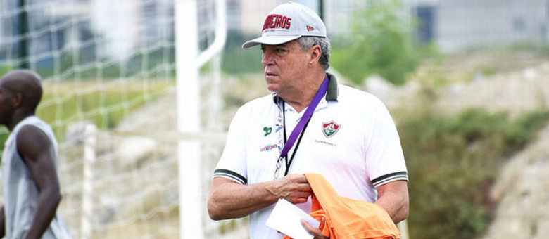 Apesar do 100% de aproveitamento, técnico Abel Braga quer ver evolução do Fluminense dentro de campo