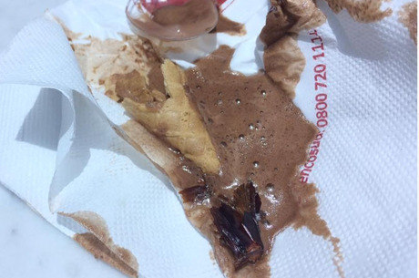 Uma consumidora encontrou um barata em um sorvete da capital baiana
