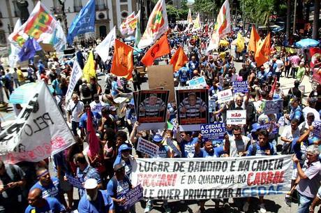 Resultado de imagem para Manifestação Rio 28