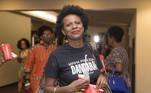 Encontro de 300 mulheres negras para ver o filme Estrelas Além do Tempo