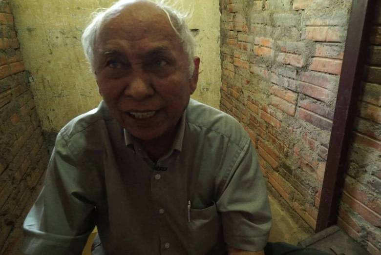 Chum Mey é um das sete pessoas que conseguiram sair com vida da prisão Tuol
Sleng, em Phnom Penh, capital do Camboja