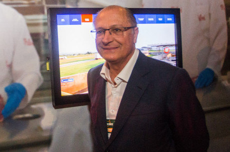 Alckmin tem pressa em oficializar nome do partido para eleição