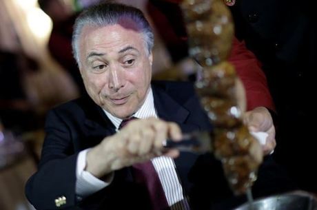 "A carne brasileira não é fraca", afirmou Temer