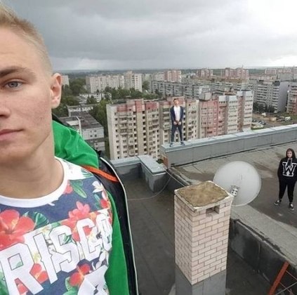 Francês que tirava selfies no topo de edifícios morreu depois de