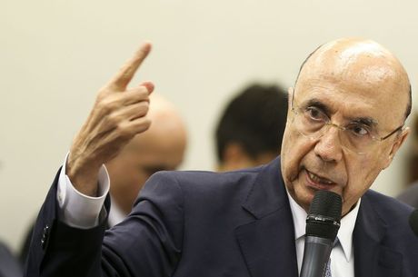 "O cenário-base é que o presidente vai continuar", afirma Meirelles