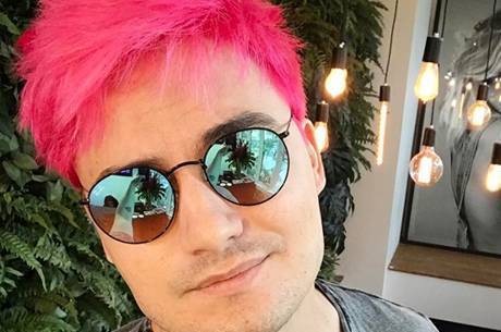 Youtuber Felipe Neto revelou sofrer com a doença Youtuber Felipe Neto revelou sofrer com a doença