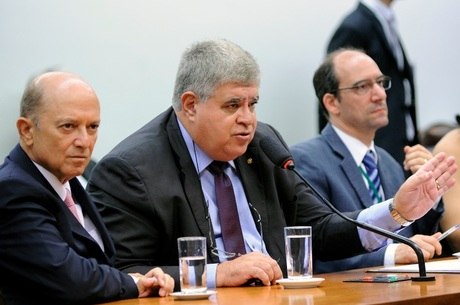 Carlos Marun é o presidente da comissão especial da Previdência