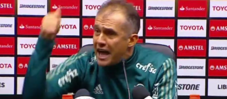 Eduardo Baptista negou influência da diretoria na escalação do Palmeiras e defendeu elenco na Copa Libertadores