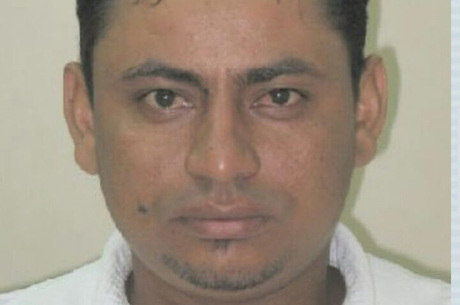 O DHPP (Departamento de Homicídios e Proteção à Pessoa) está à procura do segurança Fabílson Nascimento Silva, o Barriga, 31
