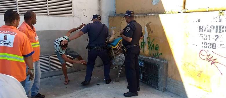GCM agride morador de rua que não quis entregar pertences