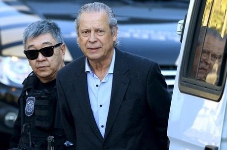 Dirceu foi condenado a 30 anos, 9 meses e dez dias de prisão