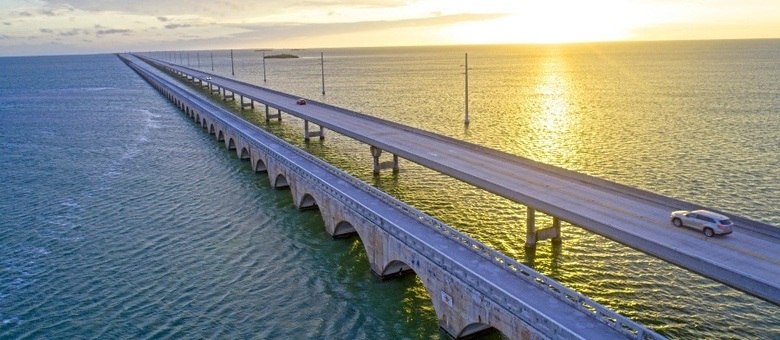 Caminho de Miami a Key West passa pela famosa ponte Seven Mile, que tem cerca de 11 km sobre o mar