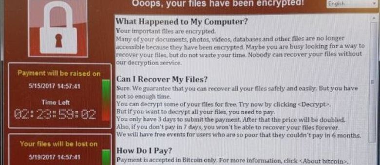 Tela mostra aviso de que dados de computador foram bloqueados por vírus, em hospital do Reino Unido