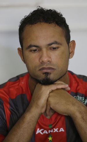 Goleiro está preso em Varginha (MG)