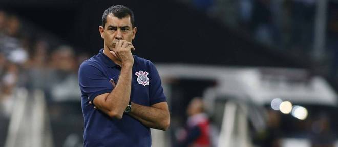 Fábio Carille quer manter a boa fase do Corinthians no Brasileirão contra o Botafogo, em Itaquera
Fábio Carille quer manter a boa fase do Corinthians no Brasileirão contra o Botafogo, em Itaquera
