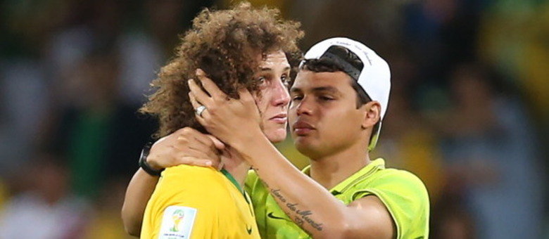 David Luiz e Thiago Silva ficaram marcados pelos choros no fracasso da Copa do Mundo de 2014