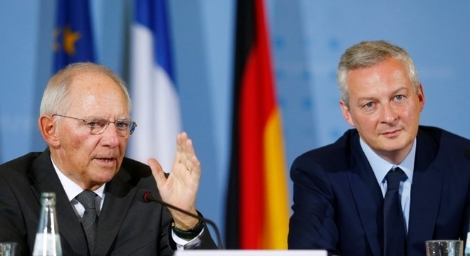 Schäuble (D) se reuniu com Le Maire (E) em Berlim
