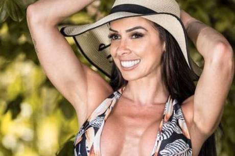 Renata Spallicci segue carreira de empresária e atleta fitness Renata Spallicci segue carreira de empresária e atleta fitness
