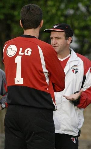 Ceni e Cuca, durante treino em 2004