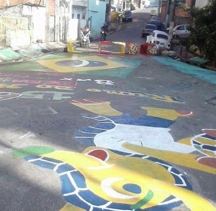 Gabriel Jesus Relembra Infancia E Cativa Fas Nas Redes Sociais Pintando A Rua Para Copa 14 Fotos R7 Futebol