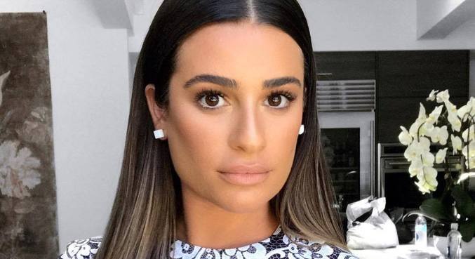 Boato de que Lea Michele não sabe ler nem escrever viralizou nas redes sociais