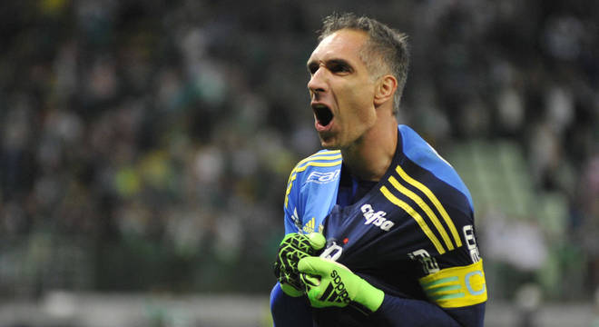 Após críticas, Fernando Prass desabafa: 'Quero que apontem um goleiro que nunca falhou'
