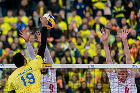 Brasil perdeu para a Fran&ccedil;a na Arena da Baixada por 3 sets a 2