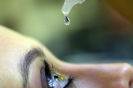 Segundo a oftalmologista Renata Rezende, professora de pós-graduação da PUC-Rio, no inverno também é comum o aparecimento de doenças virais que afetam os olhos
