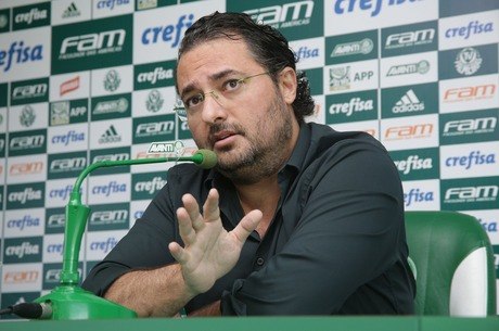 Palmeiras 'blinda' Cuca e descarta novas contratações