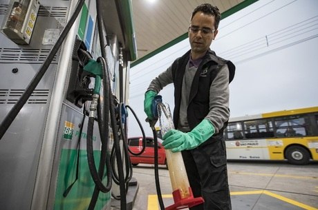 Presidente da Fiesp diz que o governo deveria se concentrar no corte de gastos e na melhoria do Estado, em vez de aumentar tributos