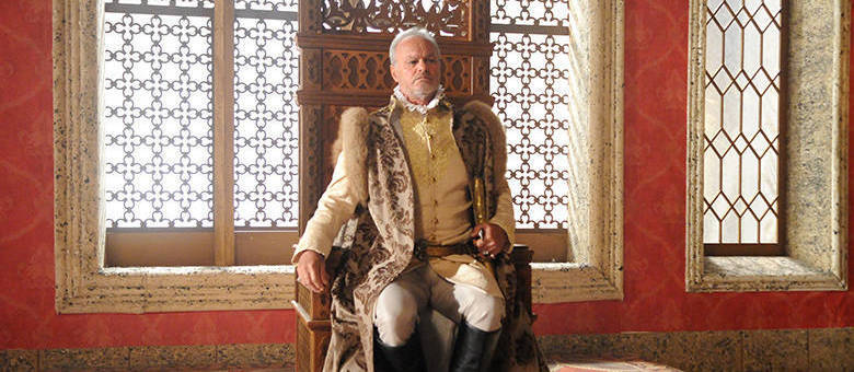 Kadu Moliterno interpreta Otoniel, o rei de Belaventura Kadu Moliterno interpreta Otoniel, o rei de Belaventura