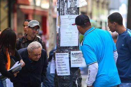 Taxa de desemprego chegou a 13% entre abril e junho