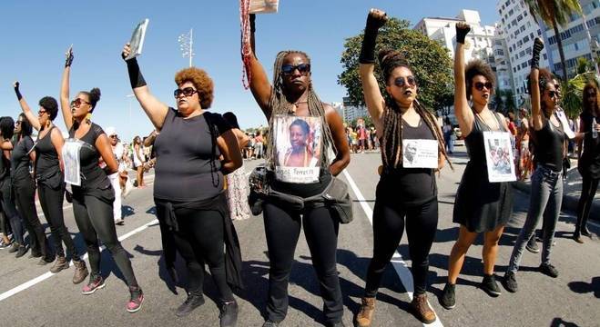 Mulheres negras têm a vida marcada por diversas formas de violência Mulheres negras têm a vida marcada por diversas formas de violência