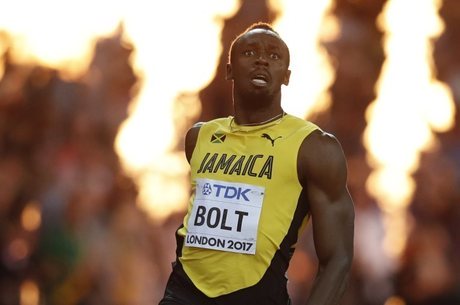 Usain Bolt pareceu incrédulo com bronze nos 100m 