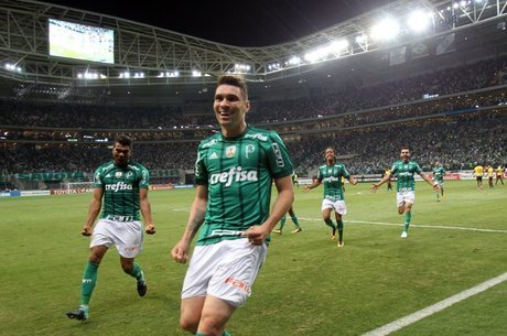 Moisés entrou no intervalo e marcou para Palmeiras