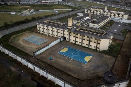 Imagem aérea da Penitenciária de Guarulhos Imagem aérea da Penitenciária de Guarulhos