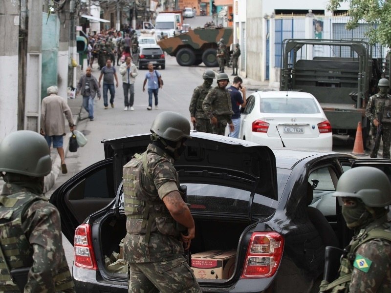 Veja imagens da megaoperação na região metropolitana do Rio - Fotos ...