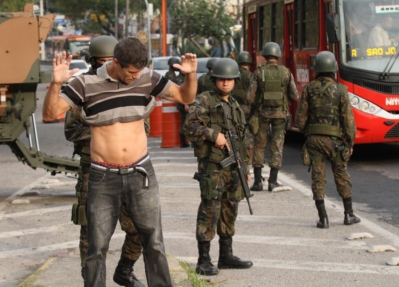 Veja imagens da megaoperação na região metropolitana do Rio - Fotos ...