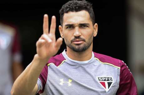 Gilberto fez 15 gols com a camisa do Tricolor