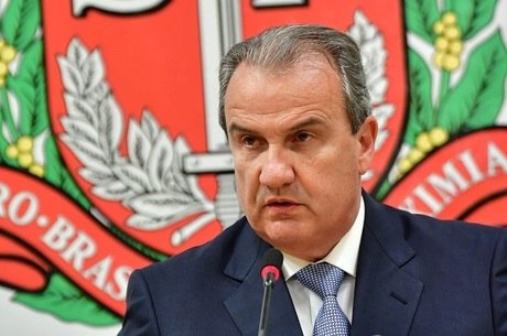 Secretário atendeu imprensa nesta sexta-feira (22)